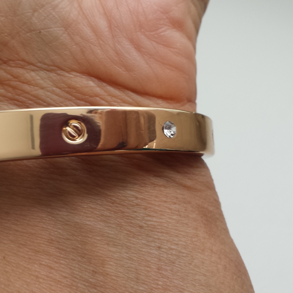 Stainless Steel Gold Bracelet With Crystal Stone